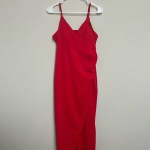 Elegant Scarlet Maxi Dress